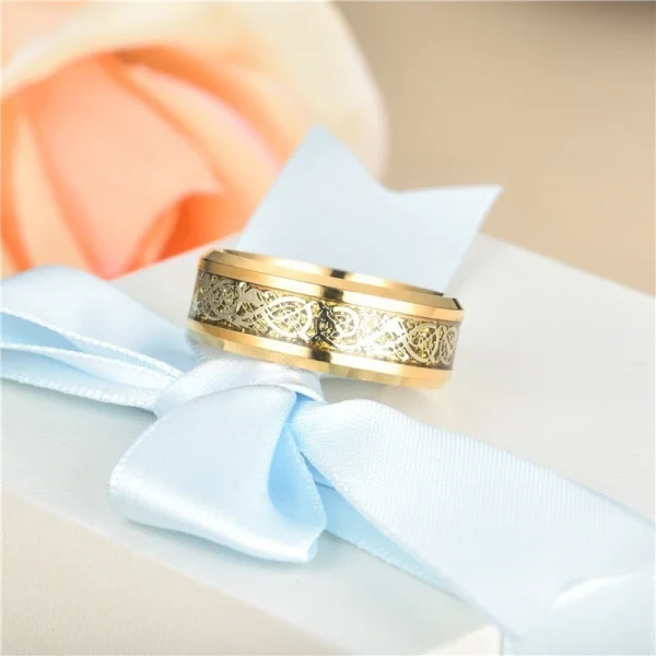Fashion Couple Rings for Lover's Cute Women Rhinestones Zircon Heart Rings Trendy Stainless Steel Men Rings Valentine's Day Gift