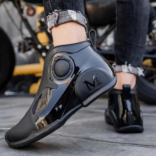 Brand Men Rain Boots New Outdoor Non-slip Light Hiking Shoes for Men Fishing Rain Boots Durable Waterproof Rubber Fishing Shoes